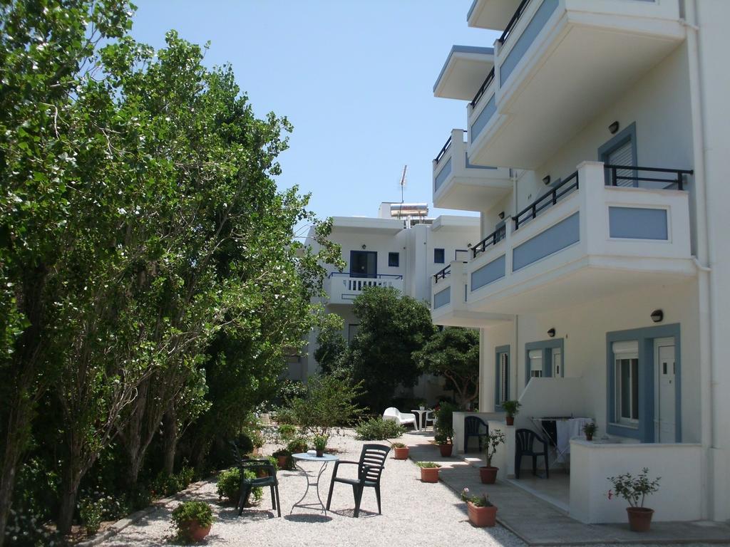 باليوخورا Anthea Apartments المظهر الخارجي الصورة